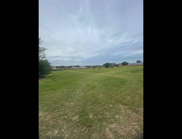 LAND FOR SALE IN RASLOUW